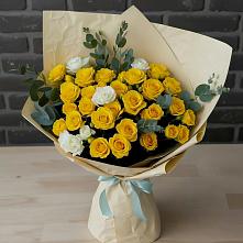 Букет цветов из:  Розы в Серпухове