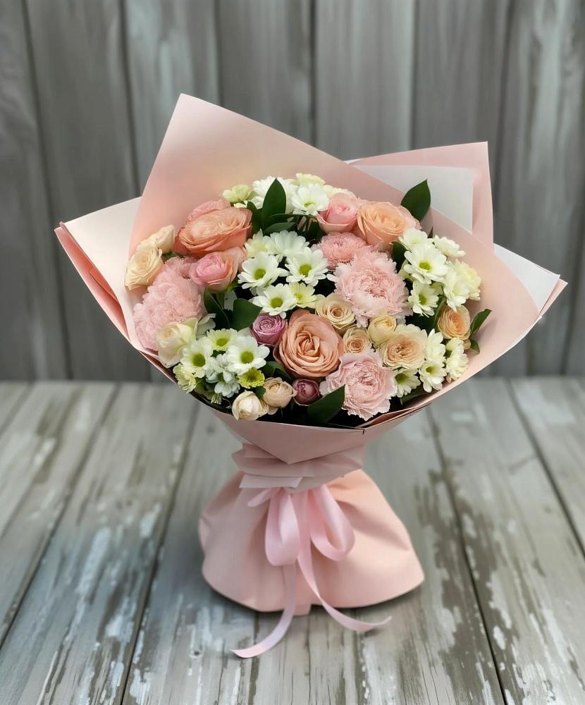 Букет цветов из: Гвоздики, Розы и Хризантемы в Серпухове