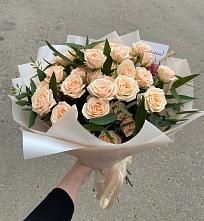 Букет Кремовые розы Латте в Серпухове