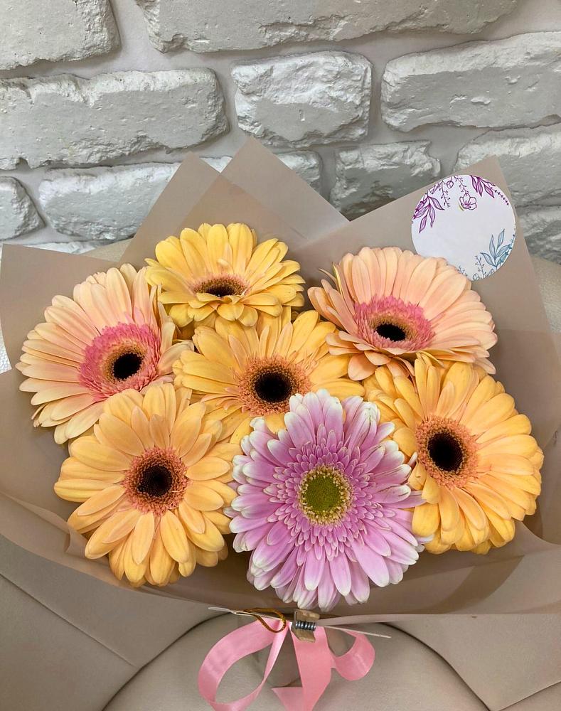 Букет цветов из: Герберы в Серпухове