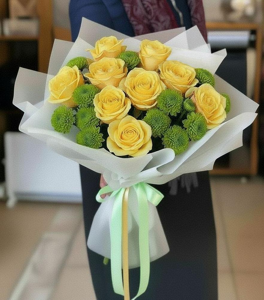 Букет цветов из: Хризантемы и Розы в Серпухове