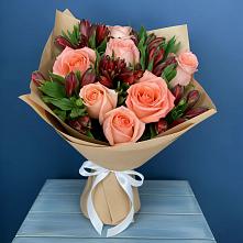 Букет цветов из:  Розы и Альстромерии в Серпухове