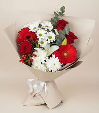 Букет цветов из:  Розы, Хризантемы, Герберы и Лилии в Серпухове
