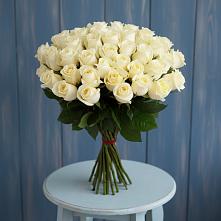 Букет 51 Белая роза Эдлесс Лав в Серпухове