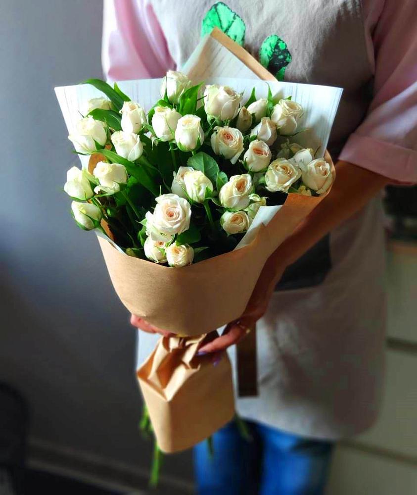 Букет цветов из: Розы в Серпухове