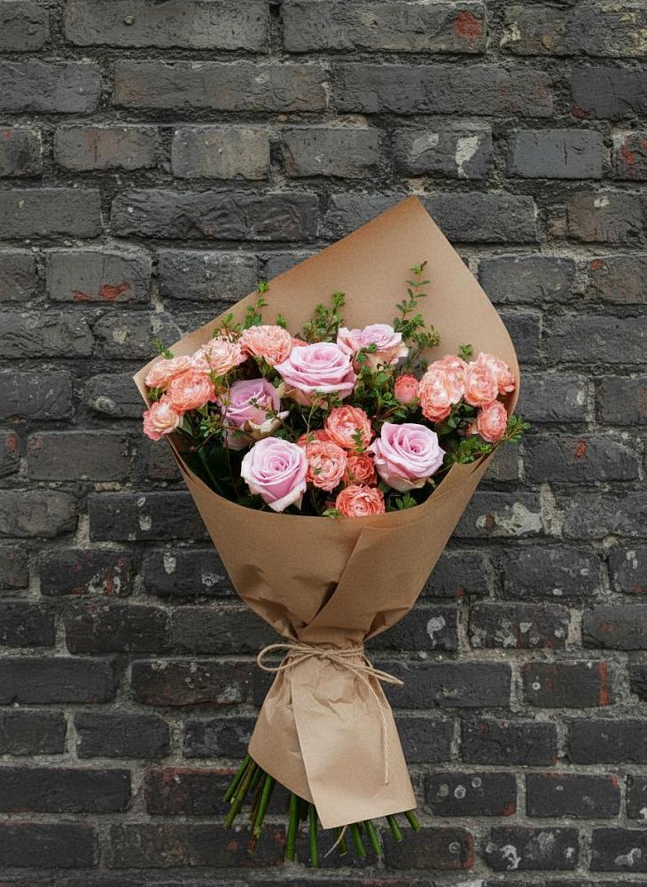 Букет цветов из: Розы в Серпухове