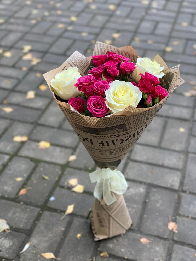 Букет цветов из: Розы в Серпухове