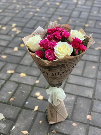 Букет цветов из: Розы в Серпухове