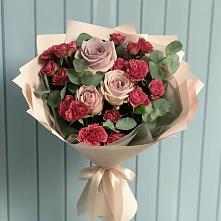 Букет цветов из:  Гвоздики и Розы #REPLACE_PRED# Серпухове