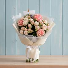 Букет цветов из:  Розы в Серпухове